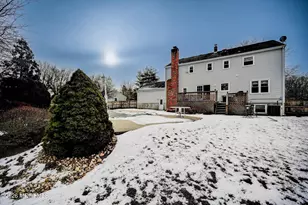 18 Devon Dr, Manalapan Township, NJ 07726 - Photo 39