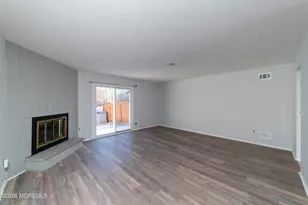 30 Knoll Ct, Matawan, NJ 07747 - Photo 5