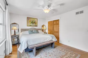 21 Cliffwood Dr, Neptune Township, NJ 07753 - Photo 13