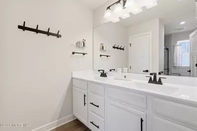 4 Athens Way, Aberdeen Township, NJ 07721 - Photo 25