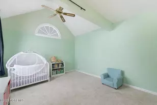 14 Holmes Ct, Freehold, NJ 07728 - Photo 17