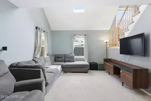 14 Holmes Ct, Freehold, NJ 07728 - Photo 7