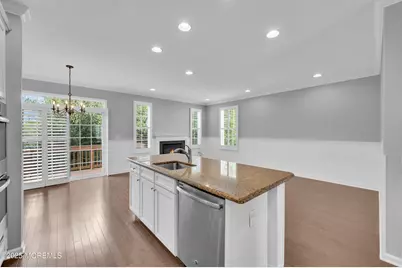 308 Princeton Court, Shrewsbury, NJ 07702 - Photo 13