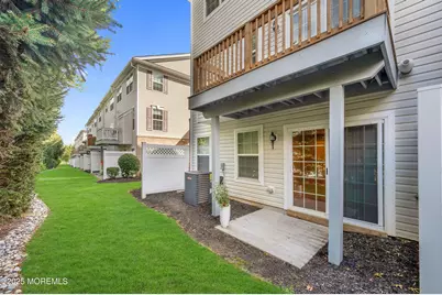 308 Princeton Court, Shrewsbury, NJ 07702 - Photo 29