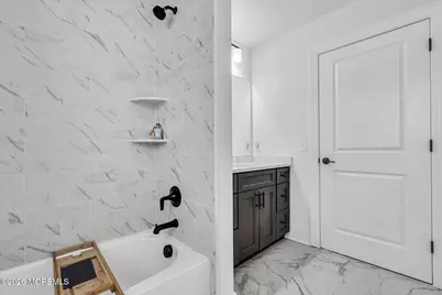 237 Neptune Avenue, Beachwood, NJ 08722 - Photo 37