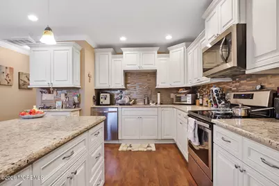 112 Pilatus Platz #D, Freehold, NJ 07728 - Photo 11