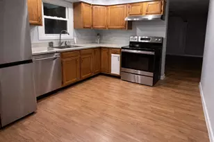 15 Barkalow Ave, Freehold, NJ 07728 - Photo 3