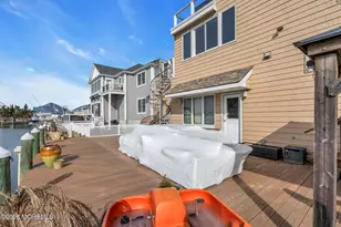 1205 Niihau Dr, Forked River, NJ 08731 - Photo 37