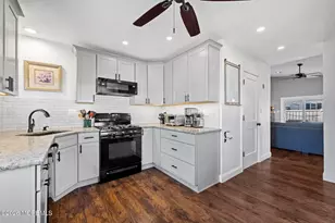 13 Cranberry Dr, Tinton Falls, NJ 07753 - Photo 9