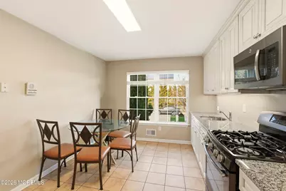 50 Charming Way, Lakewood, NJ 08701 - Photo 11