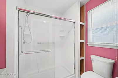 813 W Laurel Avenue, Point Pleasant Beach, NJ 08742 - Photo 17