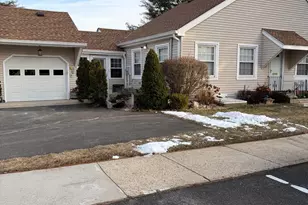 30 A Plz de Las Flores, Freehold, NJ 07728 - Photo 3