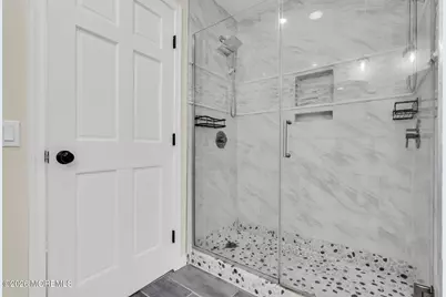 1613 Beacon Street, Toms River Township, NJ 08757 - Photo 9