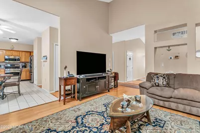 19 Crown Circle, Lakewood, NJ 08701 - Photo 9