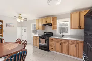 17 Bass Pl, Howell Township, NJ 07731 - Photo 7