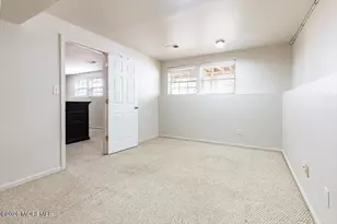 10 Hemingway Ln, Columbus, NJ 08022 - Photo 39