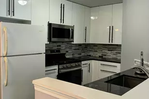 419 Hancock Pl, Morganville, NJ 07751 - Photo 7