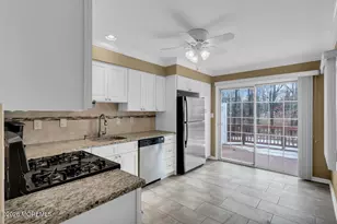 3 Beacon Ct, Holmdel, NJ 07733 - Photo 17