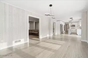 5 Wedgewood Ln, Holmdel, NJ 07733 - Photo 27