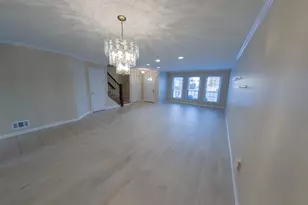 291 Stratford Pl, Morganville, NJ 07751 - Photo 7