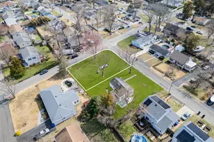 746 Pine Dr, Brick, NJ 08723 - Photo 3