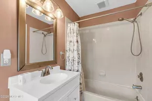 37 Queens Way, Englishtown, NJ 07726 - Photo 21