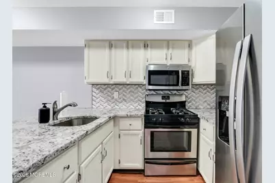 37 Queens Way, Englishtown, NJ 07726 - Photo 7