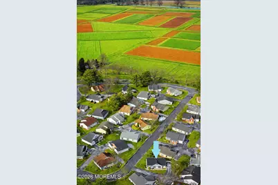 32 Carnaby Close, Freehold, NJ 07728 - Photo 41