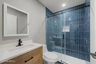 32 Carnaby Close, Freehold, NJ 07728 - Photo 27