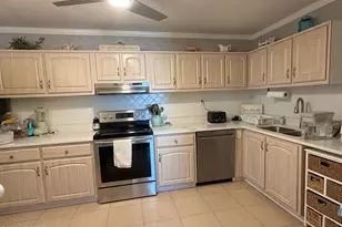 139 Wein Market, Freehold, NJ 07728 - Photo 11