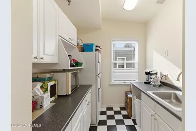 22 West Street, Red Bank, NJ 07701 - Photo 15