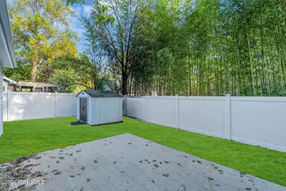 185 Elmwood Road, Oakhurst, NJ 07755 - Photo 15