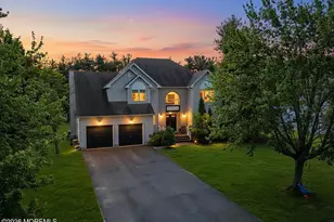 57 Jamestown Dr, Eatontown, NJ 07724 - Photo 1