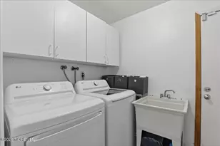 57 Jamestown Dr, Eatontown, NJ 07724 - Photo 15