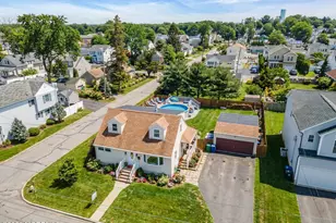 368 Sweetbriar St, Keyport, NJ 07735 - Photo 3