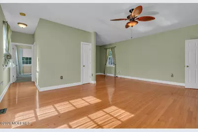 10 Meadow Run Court, Jackson, NJ 08527 - Photo 29