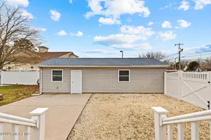 105 Shodda St, Forked River, NJ 08731 - Photo 9