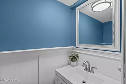 401 Port Monmouth Road, North Middletown, NJ 07748 - Photo 17