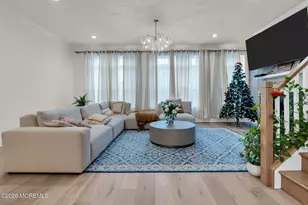 23 Valiant Ct, Middletown, NJ 07748 - Photo 5