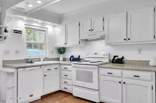 1236B Hamilton Ct, Lakewood, NJ 08701 - Photo 1