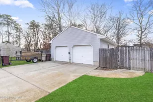 364 Railroad Ave, Berkeley, NJ 08721 - Photo 5