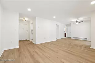 159 Cross Slope Ct, Manalapan Township, NJ 07726 - Photo 9