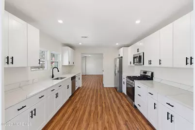 67 Maple Street, Beachwood, NJ 08722 - Photo 13