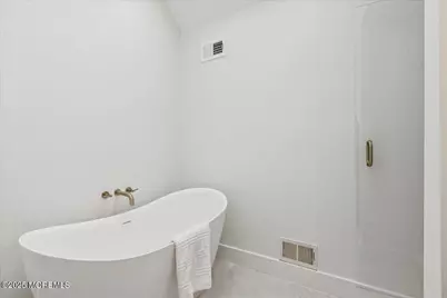 18 Oak Knoll Drive, Matawan, NJ 07747 - Photo 25