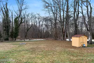 598 E Rd, Middletown, NJ 07748 - Photo 17