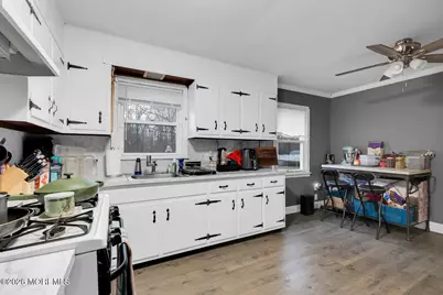 598 East Road, Middletown, NJ 07748 - Photo 9