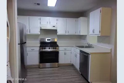 159 Tulip Lane, Freehold, NJ 07728 - Photo 7