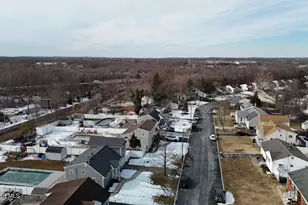 9 Parkview Dr, Hazlet Township, NJ 07730 - Photo 41