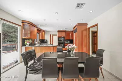 16 Wiltshire Drive, Manalapan Township, NJ 07726 - Photo 15