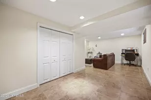 7 Tarrytown Rd, Manalapan Township, NJ 07726 - Photo 29